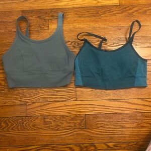 Bundle of 2 Aerie sports bras - small
